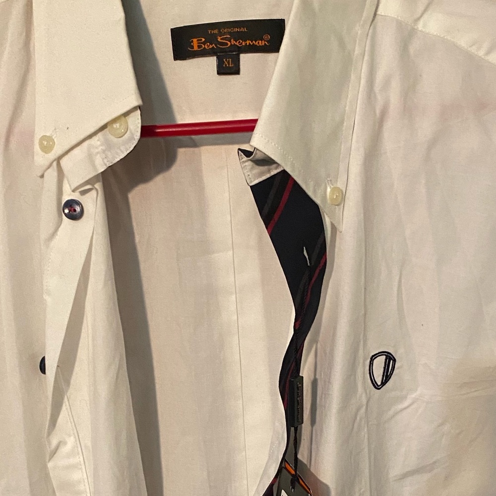 XL Ben Sherman Longsleeve Dress Shirt & 2 Ben Sherman Ties